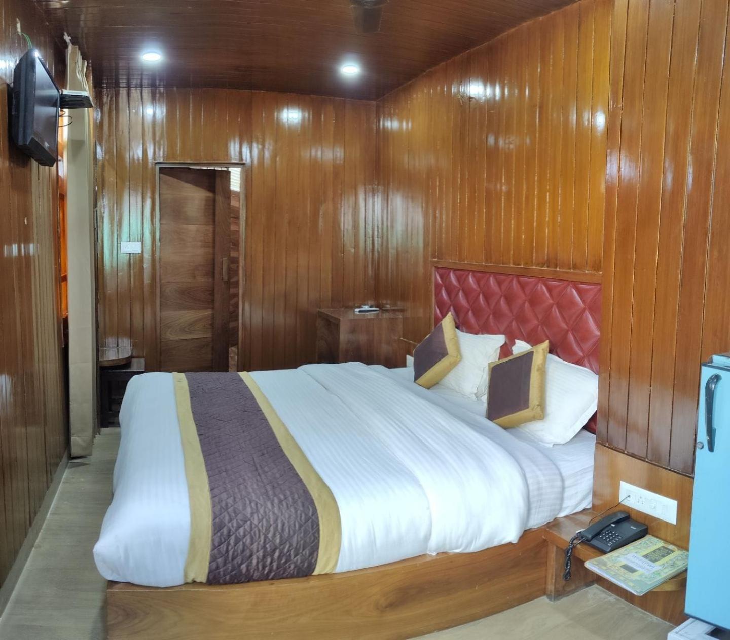 Hotel India House Dharamshala Esterno foto
